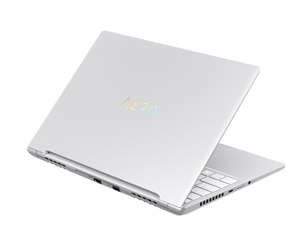 GIGABYTE AERO 14 BMF 14 inch QHD+ OLED i7-13620H 16GB 512GB SSD GeForce RTX 4050 6GB Backlit Win11Home gaming laptop 